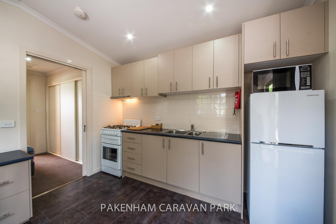Pakenham Caravan Park Otel Dış mekan fotoğraf